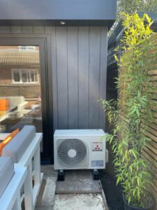 we specialise in professional air conditioning installation for both domestic and commercial properties across Lincolnshire and beyond.